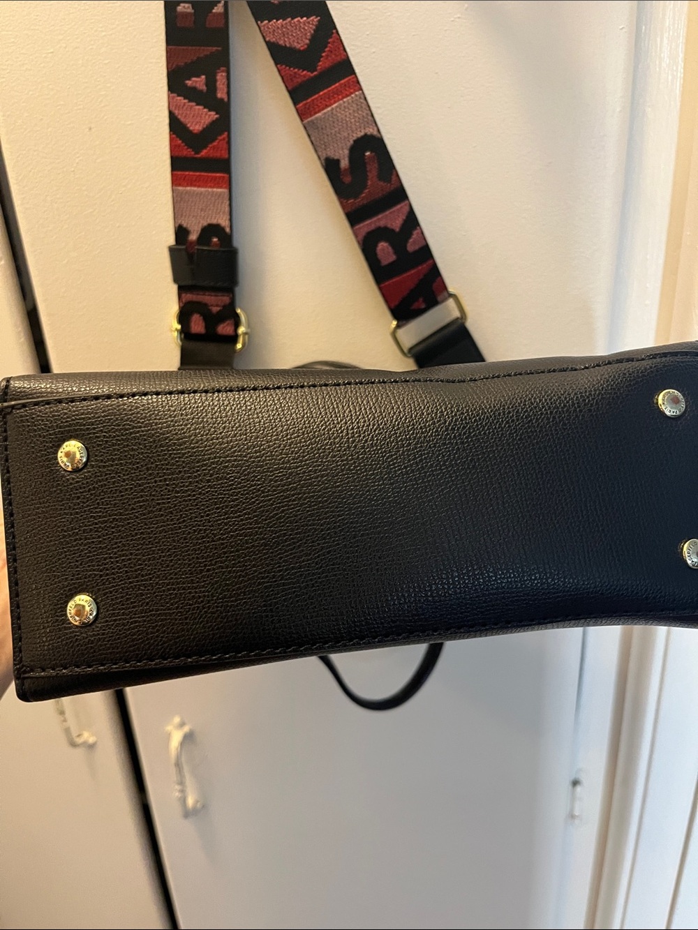 Karl Lagerfeld Black Leather Purse with Detachable Logo Strap - Picture 3 of 5
